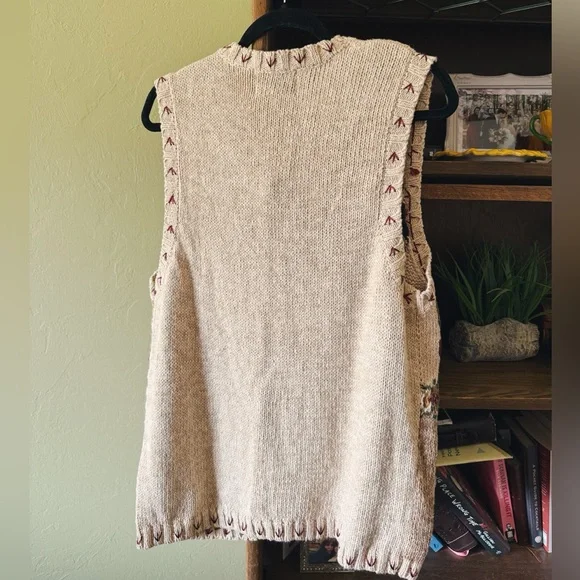 Vintage Knit Fall Vest - Picture 6 of 6